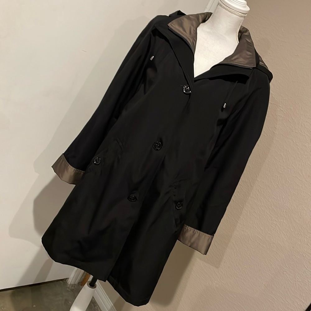 Gallery Hooded, Lined Raincoat - M. Lovely, soft fabric, elegant drape.